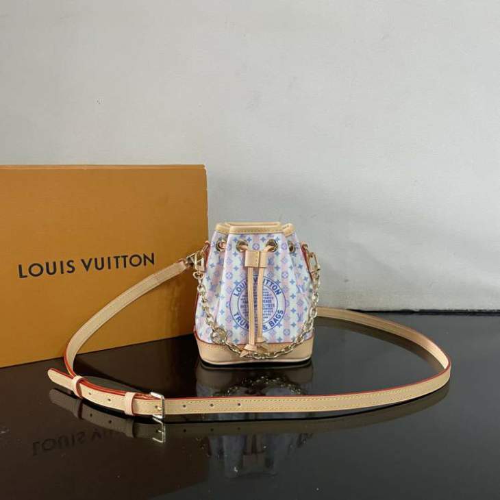 Picture of Louis Vuitton Handbags _SKUfw238757727fw